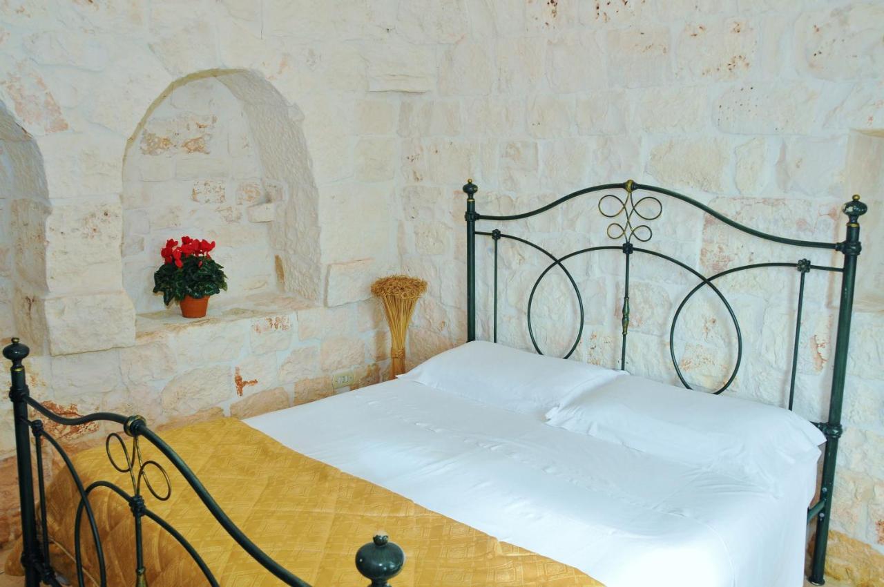 Trulli Vules Aparthotel Ostuni Exterior photo